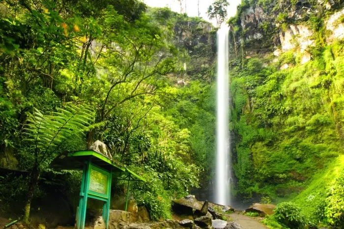 Rais Waterfall, Favorite Waterfall Recreational Destination in Malang
